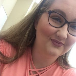 Meet your Posher, Lorna